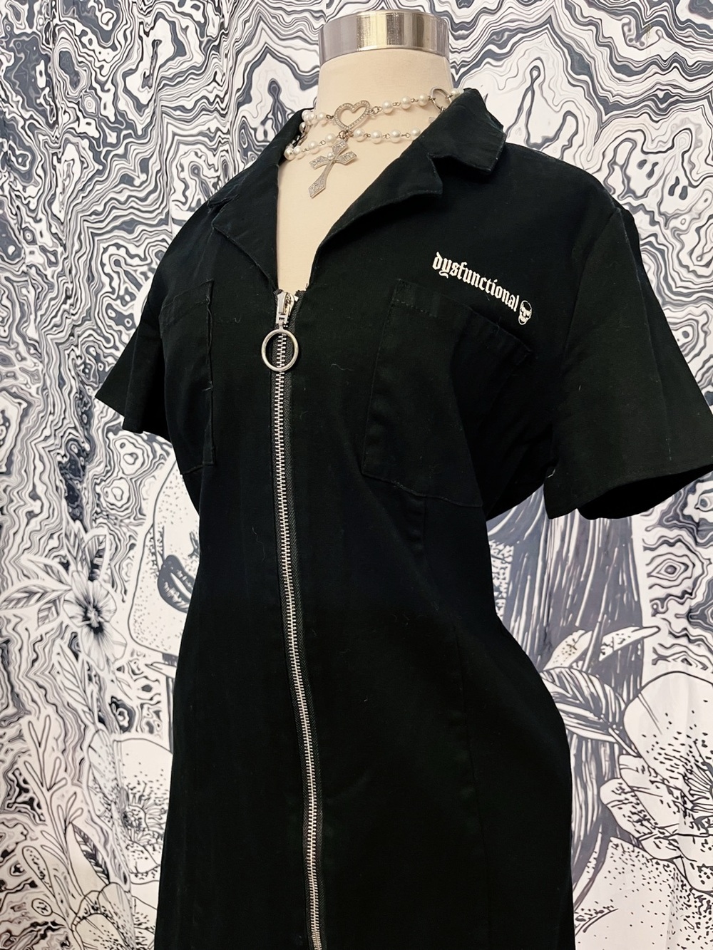 HOT TOPIC ZIP UP DRESS